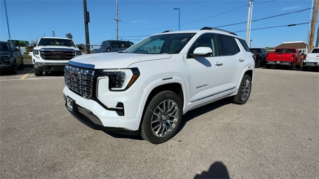 GMC Terrain Vehicle Full-screen Gallery Image 04