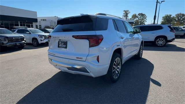 GMC Terrain Vehicle Full-screen Gallery Image 08