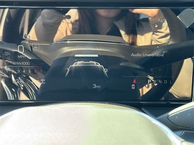 GMC Terrain Vehicle Full-screen Gallery Image 15