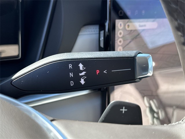 GMC Terrain Vehicle Full-screen Gallery Image 20