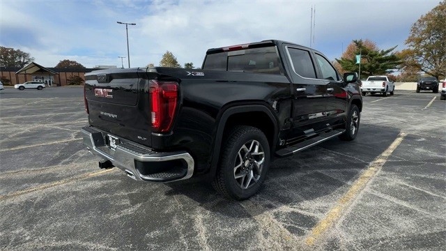 GMC Sierra 1500 Vehicle Full-screen Gallery Image 08