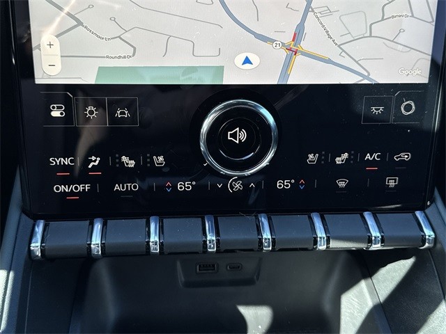 GMC Terrain Vehicle Full-screen Gallery Image 19