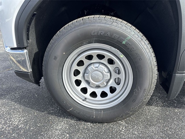 GMC Sierra 1500 Vehicle Full-screen Gallery Image 10