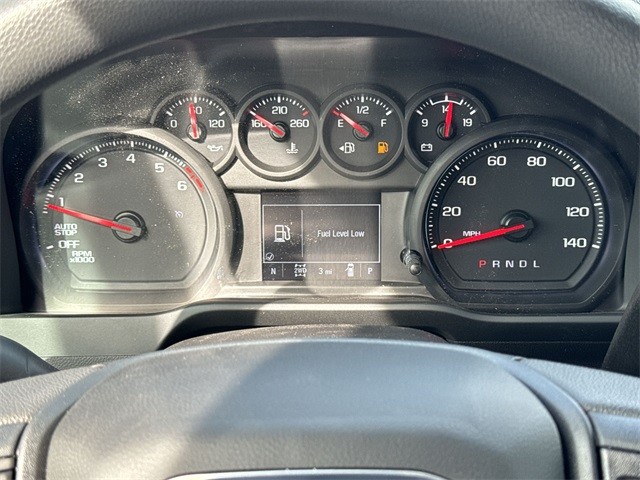 GMC Sierra 1500 Vehicle Full-screen Gallery Image 15