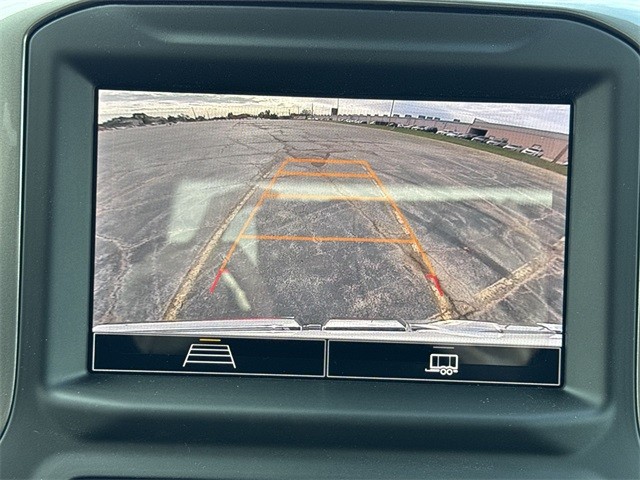 GMC Sierra 1500 Vehicle Full-screen Gallery Image 17