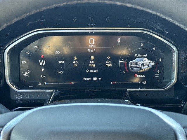 GMC Sierra 1500 Vehicle Full-screen Gallery Image 15