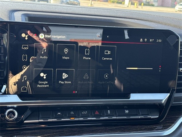 GMC Sierra 1500 Vehicle Full-screen Gallery Image 16