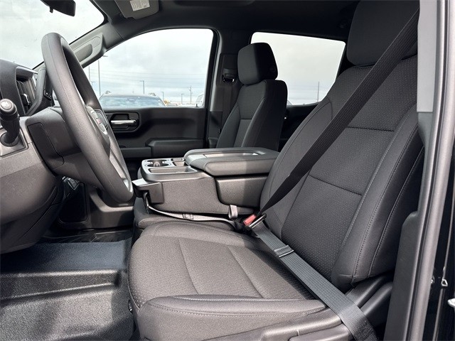 GMC Sierra 1500 Vehicle Full-screen Gallery Image 11