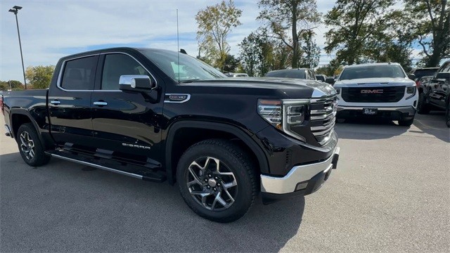 GMC Sierra 1500 Vehicle Full-screen Gallery Image 02