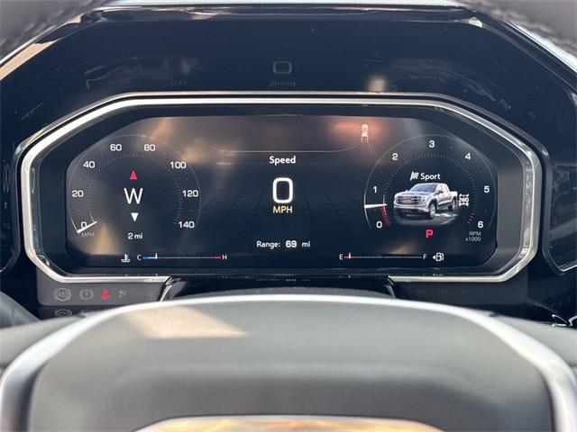 GMC Sierra 1500 Vehicle Full-screen Gallery Image 15