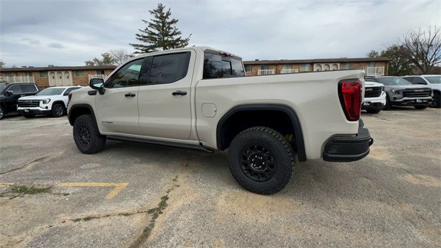 GMC Sierra 1500 Vehicle Full-screen Gallery Image 06
