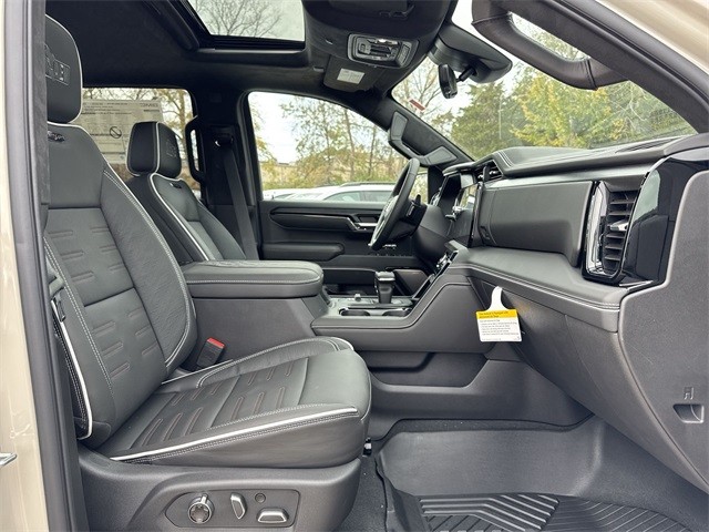 GMC Sierra 1500 Vehicle Full-screen Gallery Image 25