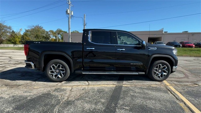 GMC Sierra 1500 Vehicle Full-screen Gallery Image 09