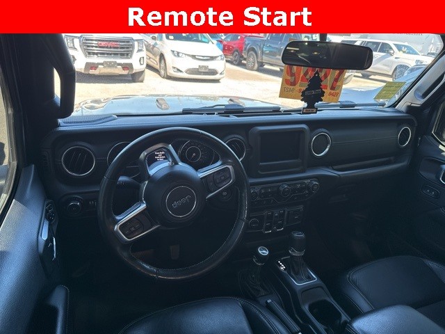 Jeep Wrangler Unlimited Vehicle Full-screen Gallery Image 15