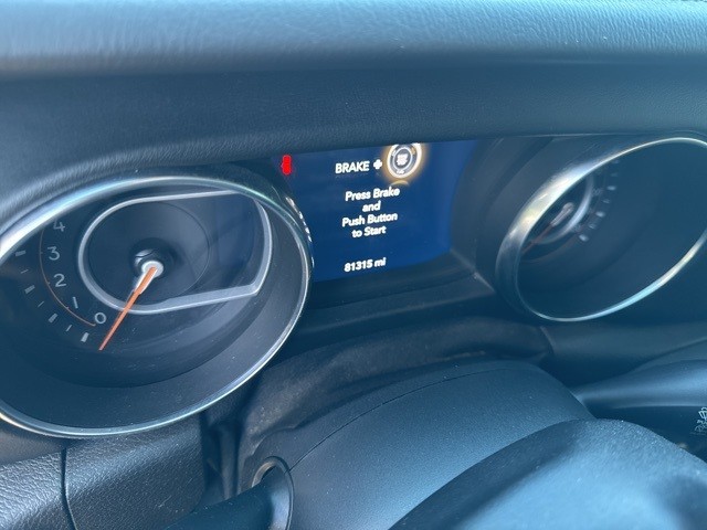 Jeep Wrangler Unlimited Vehicle Full-screen Gallery Image 18