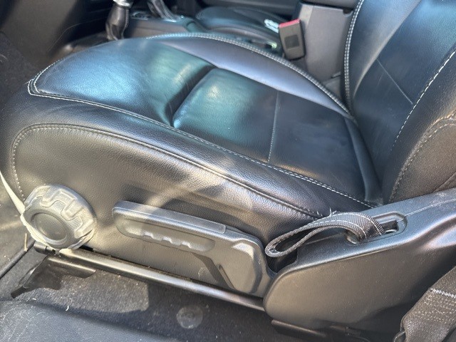 Jeep Wrangler Unlimited Vehicle Full-screen Gallery Image 22