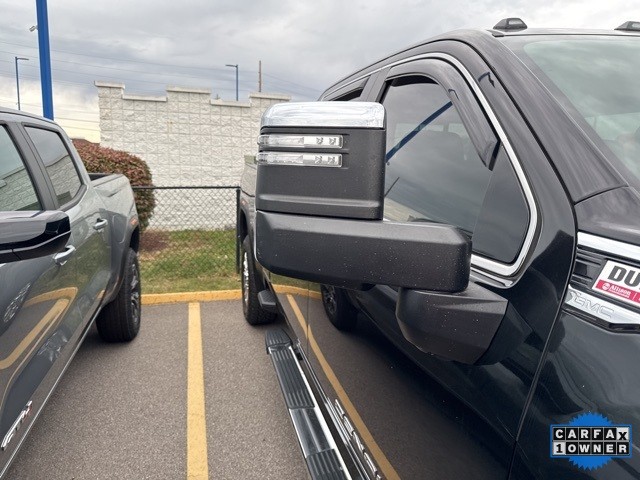 GMC Sierra 3500HD Vehicle Full-screen Gallery Image 09