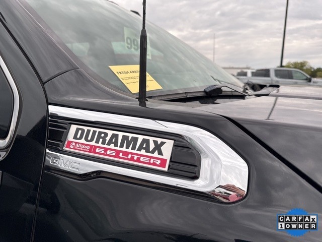 GMC Sierra 3500HD Vehicle Full-screen Gallery Image 10