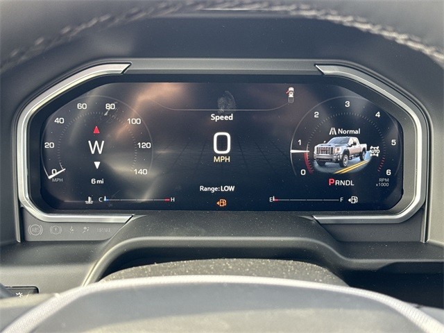 GMC Sierra 2500HD Vehicle Full-screen Gallery Image 15