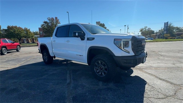 GMC Sierra 1500 Vehicle Full-screen Gallery Image 02
