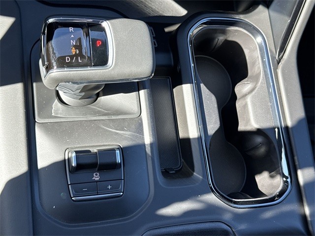 GMC Sierra 1500 Vehicle Full-screen Gallery Image 20