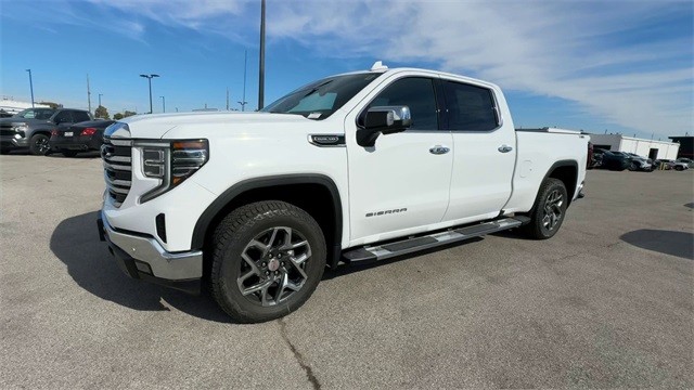 GMC Sierra 1500 Vehicle Full-screen Gallery Image 04