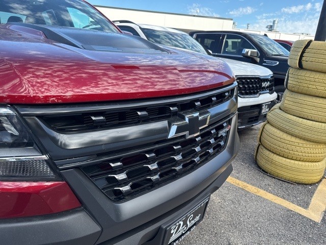 Chevrolet Colorado Vehicle Full-screen Gallery Image 05