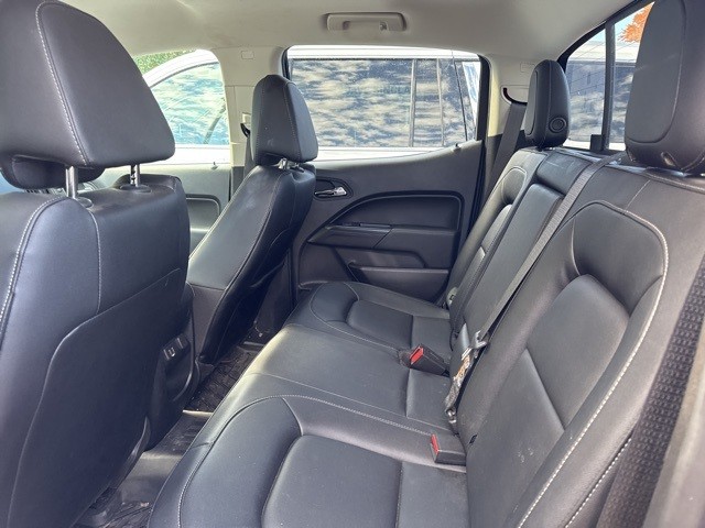 Chevrolet Colorado Vehicle Full-screen Gallery Image 10