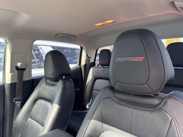 Chevrolet Colorado Vehicle Full-screen Gallery Image 15