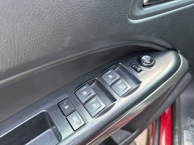 Chevrolet Colorado Vehicle Full-screen Gallery Image 17