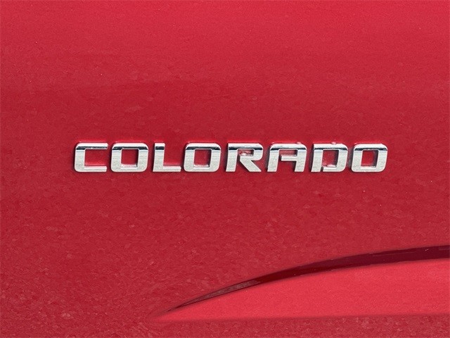 Chevrolet Colorado Vehicle Full-screen Gallery Image 34