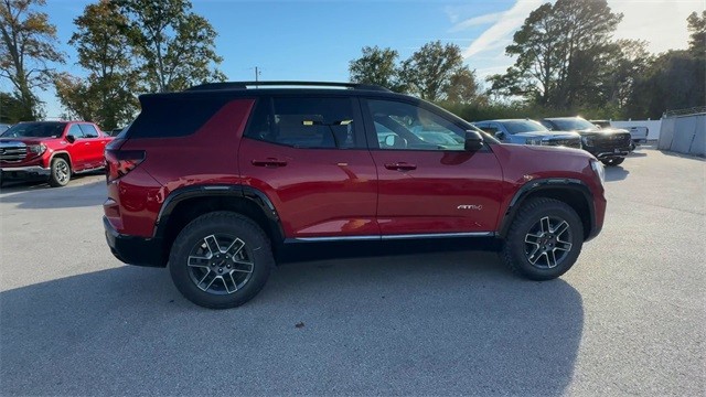 GMC Terrain Vehicle Full-screen Gallery Image 09