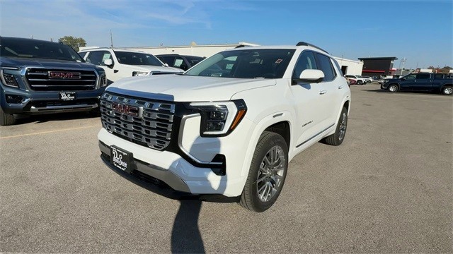 GMC Terrain Vehicle Full-screen Gallery Image 04