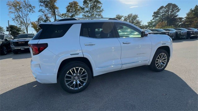 GMC Terrain Vehicle Full-screen Gallery Image 09