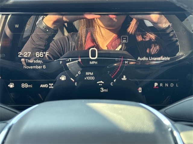 GMC Terrain Vehicle Full-screen Gallery Image 15