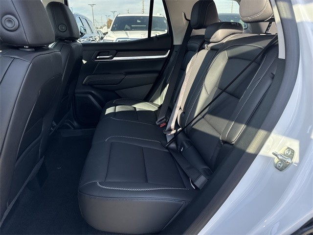 GMC Terrain Vehicle Full-screen Gallery Image 22