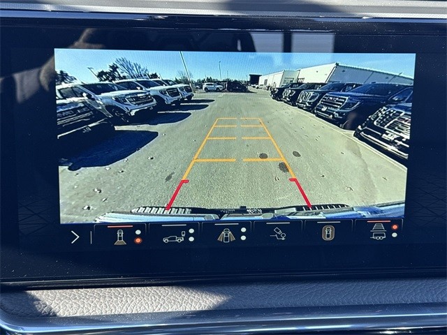 GMC Sierra 1500 Vehicle Full-screen Gallery Image 17