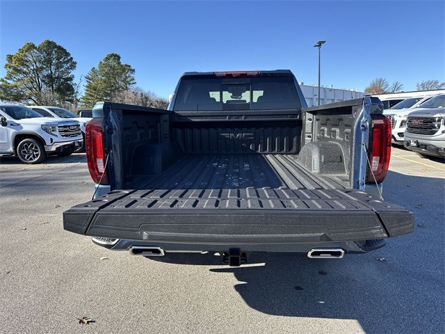 GMC Sierra 1500 Vehicle Full-screen Gallery Image 23