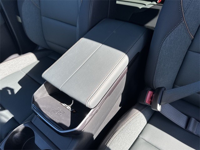 GMC Terrain Vehicle Full-screen Gallery Image 21