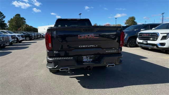 GMC Sierra 1500 Vehicle Full-screen Gallery Image 07