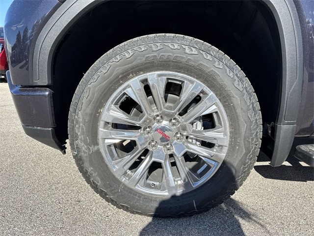 GMC Sierra 1500 Vehicle Full-screen Gallery Image 10