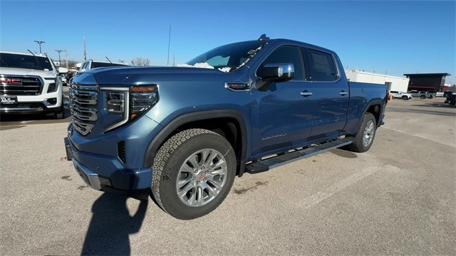 GMC Sierra 1500 Vehicle Full-screen Gallery Image 04