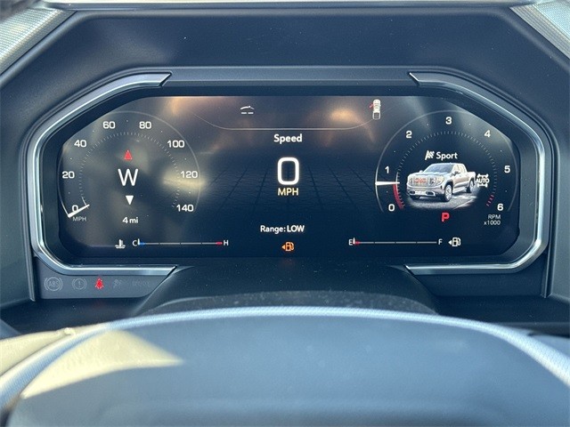 GMC Sierra 1500 Vehicle Full-screen Gallery Image 15