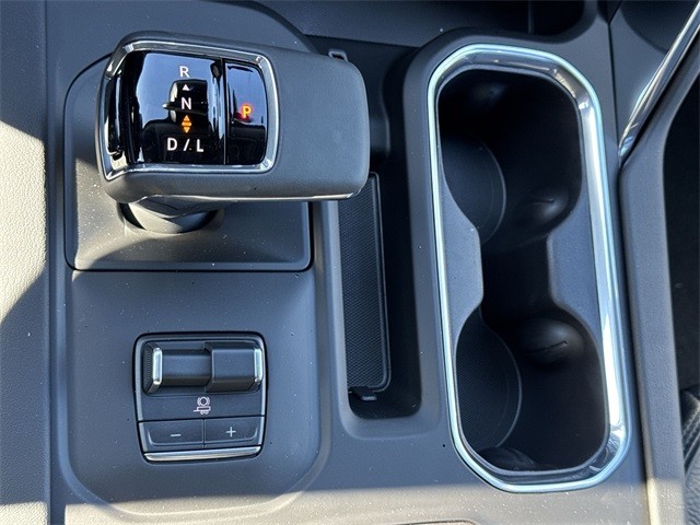 GMC Sierra 1500 Vehicle Full-screen Gallery Image 20