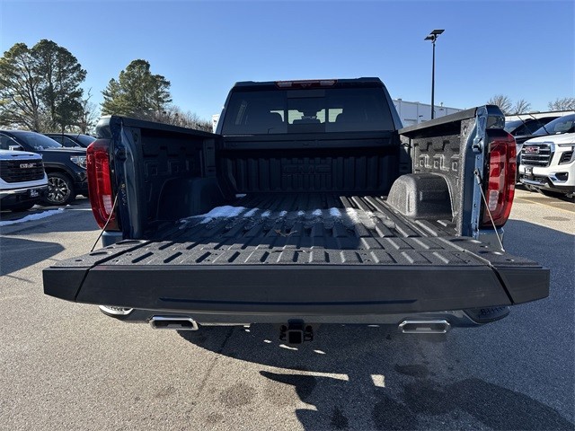 GMC Sierra 1500 Vehicle Full-screen Gallery Image 23