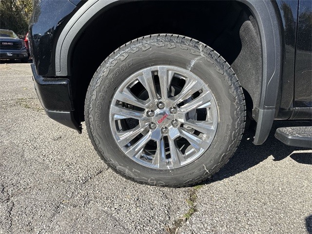 GMC Sierra 1500 Vehicle Full-screen Gallery Image 10