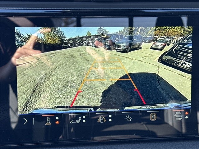 GMC Sierra 1500 Vehicle Full-screen Gallery Image 17