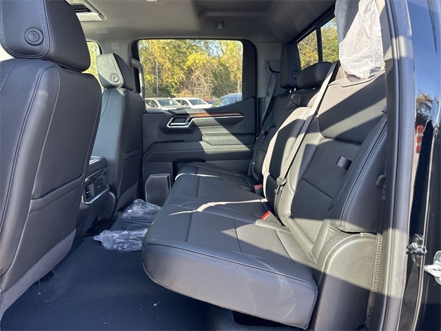 GMC Sierra 1500 Vehicle Full-screen Gallery Image 23