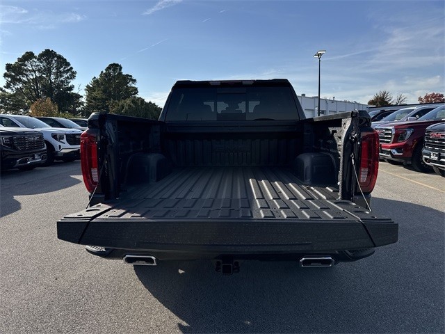 GMC Sierra 1500 Vehicle Full-screen Gallery Image 24