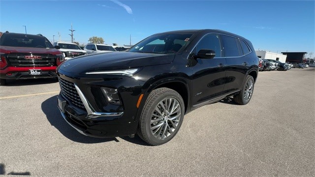 Buick Enclave Vehicle Full-screen Gallery Image 04